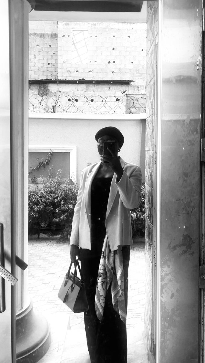 cece_abashi's tweet photo. Name something beautiful in black… https://t.co/eqF7bdDeyX