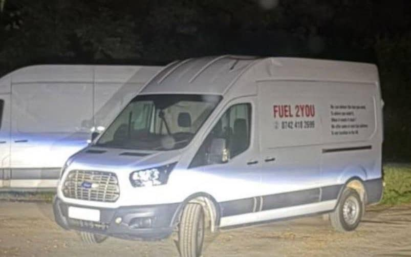 lookner's tweet photo. The Telegraph: one of the suspicious vans stopped near the air base in the UK "appears to carry a fake phone number...A phone number visible on the side of one of the vans carries a Sheffield area code, but was not recognised when called."
https://t.co/ks2mSG2UoR https://t.co/oIZyzRoVc0