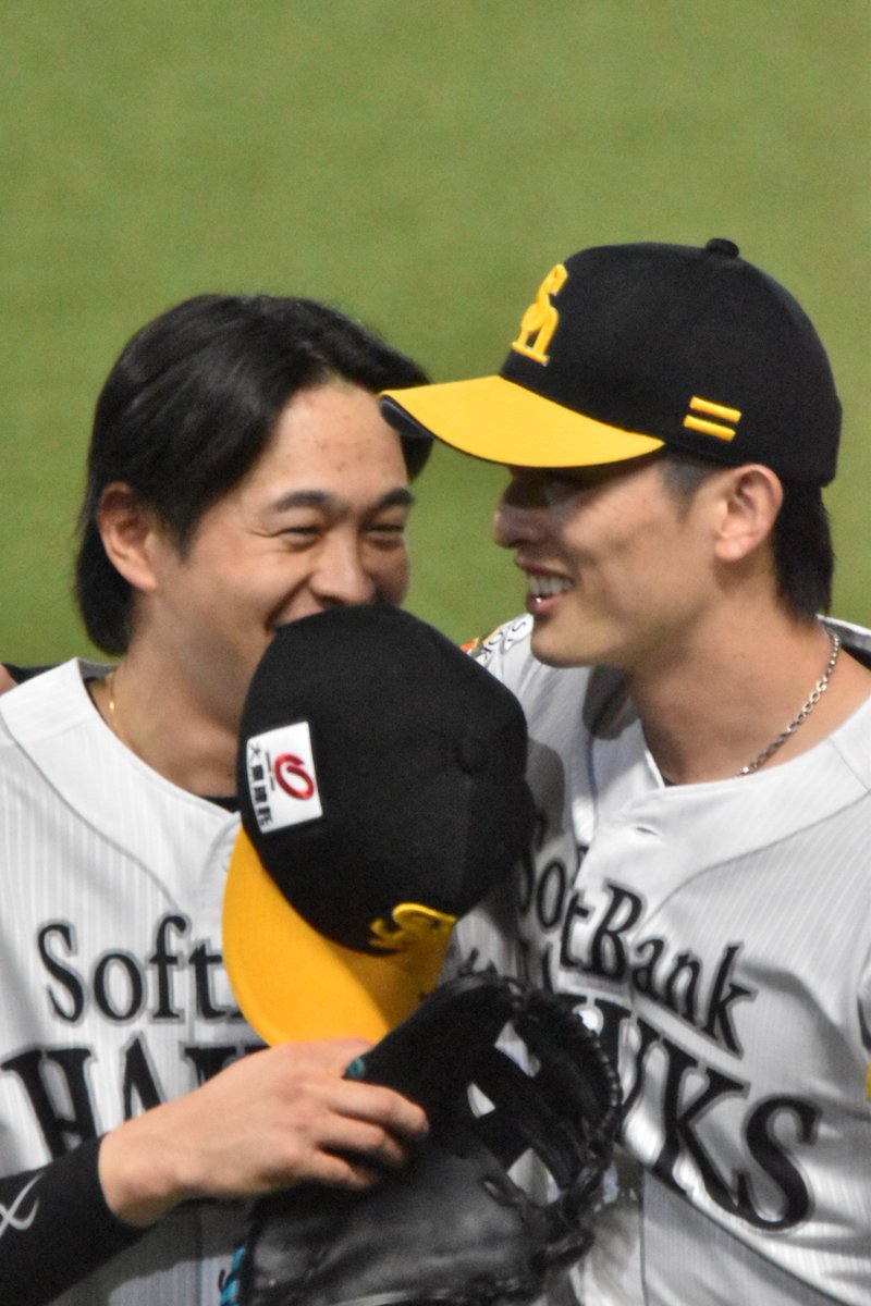 Takafan910's tweet photo. @sbhawks_0 ギーさん撮るのに必死だっただけよ🥹ﾎﾞｹﾎﾞｹ
川瀬の晃くんもいい表情だった！！！

私的にはうきょとの笑顔が最高に可愛かったよ https://t.co/iOATepssnE