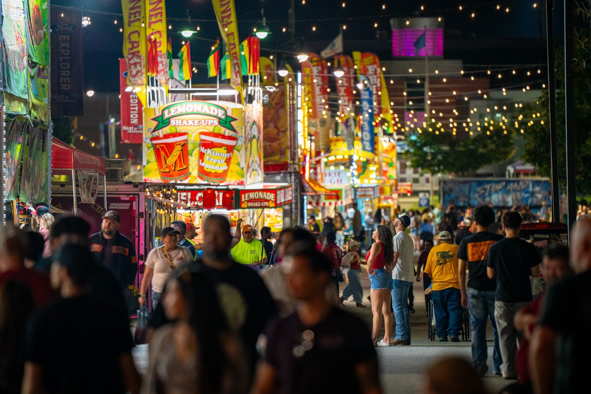 OklahomaMag's tweet photo. Tulsa! It's almost your turn! The Tulsa State Fair kicks off on Friday. Who's excited? 🎡
@tulsastatefair https://t.co/RaoZZ1kZYe