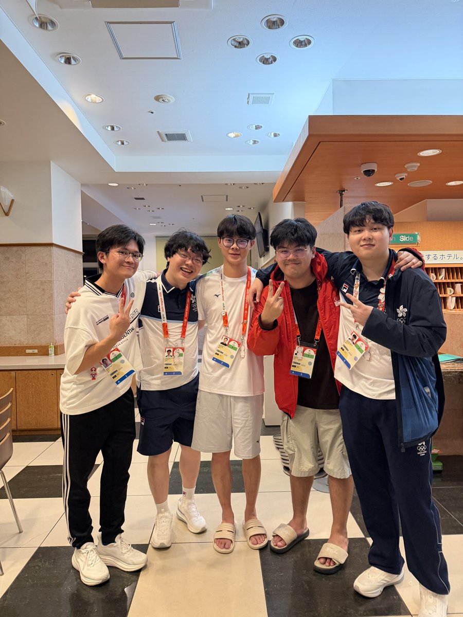 PU_Ice2's tweet photo. AE and SAR Reunion https://t.co/kNbu1PPYT6