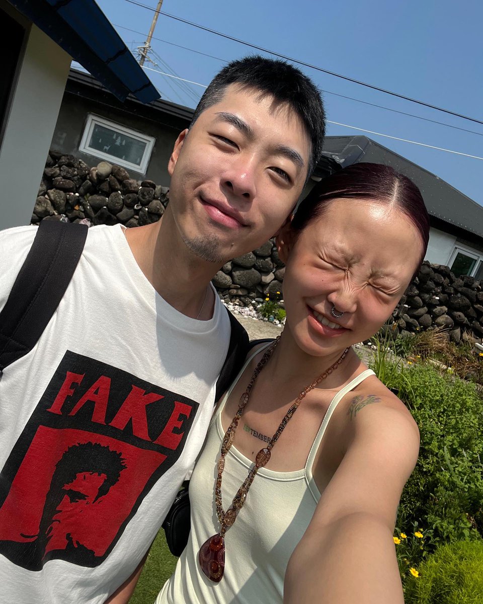 tetelo5's tweet photo. これからも一緒にバカやって、最高に笑い合おうぜ。 🌙
wbge https://t.co/3fw9ZaAvWK