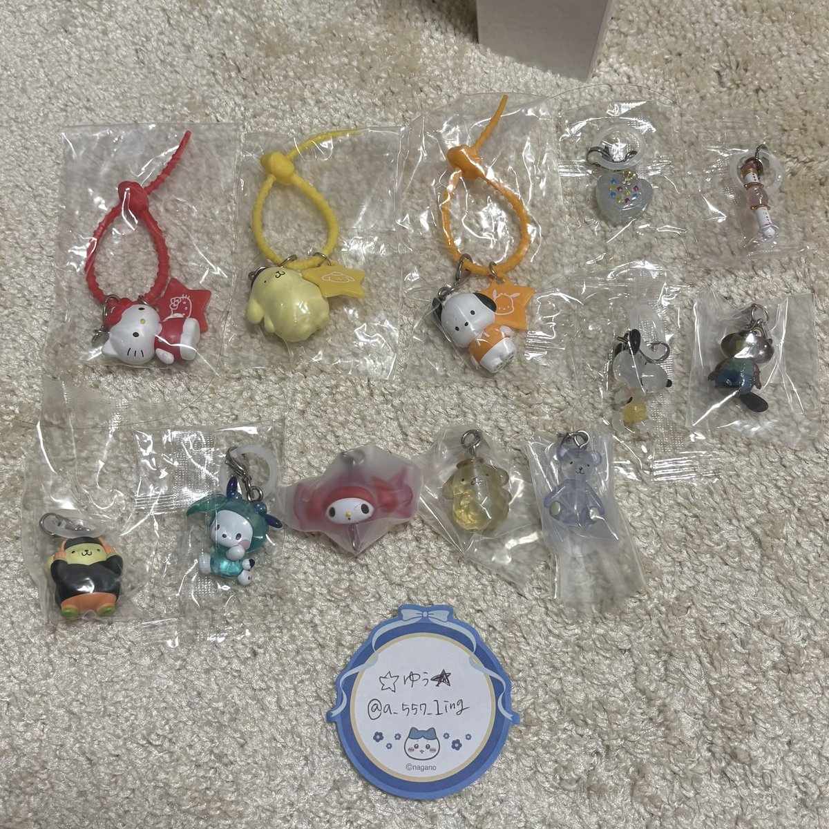 mm_19951031's tweet photo. 交換 めじるしアクセサリー サンリオ スヌーピー おジャ魔女どれみ カードキャプターさくら ズートピア ハム太郎
【譲】画像1枚目
【求】画像2.3枚目、他種シナモン、ハチワレ
大阪市内手渡し、郵送希望です。
お気軽にお声掛けください！ https://t.co/DLqnGeswEY