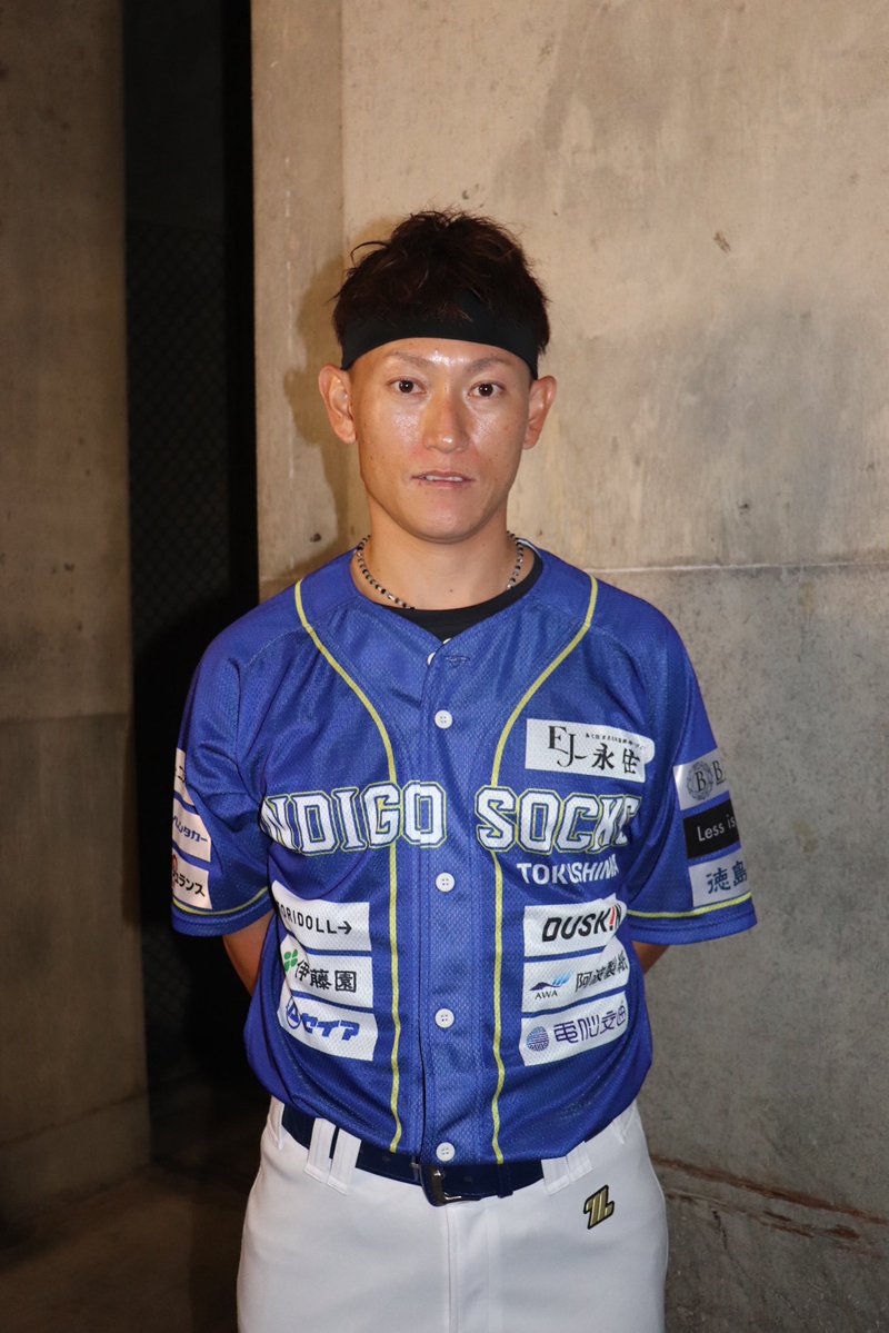 aiko1SMAP5's tweet photo. ９月２７日（日曜日）
本日の現場❗️むつみスタジアム🏟️
徳島インディゴソックス２vs３高知ファイティングドッグス
トリドール杯チャンピオンシップ2026
試合は負けました😭
明日は勝ちましょう‼️
試合終了後は大好きな橋本 球史（コーチ）にご挨拶😊
球史さんカッコイイ‼️
#むつみスタジアム
#徳島インディゴソックス
#橋本球史