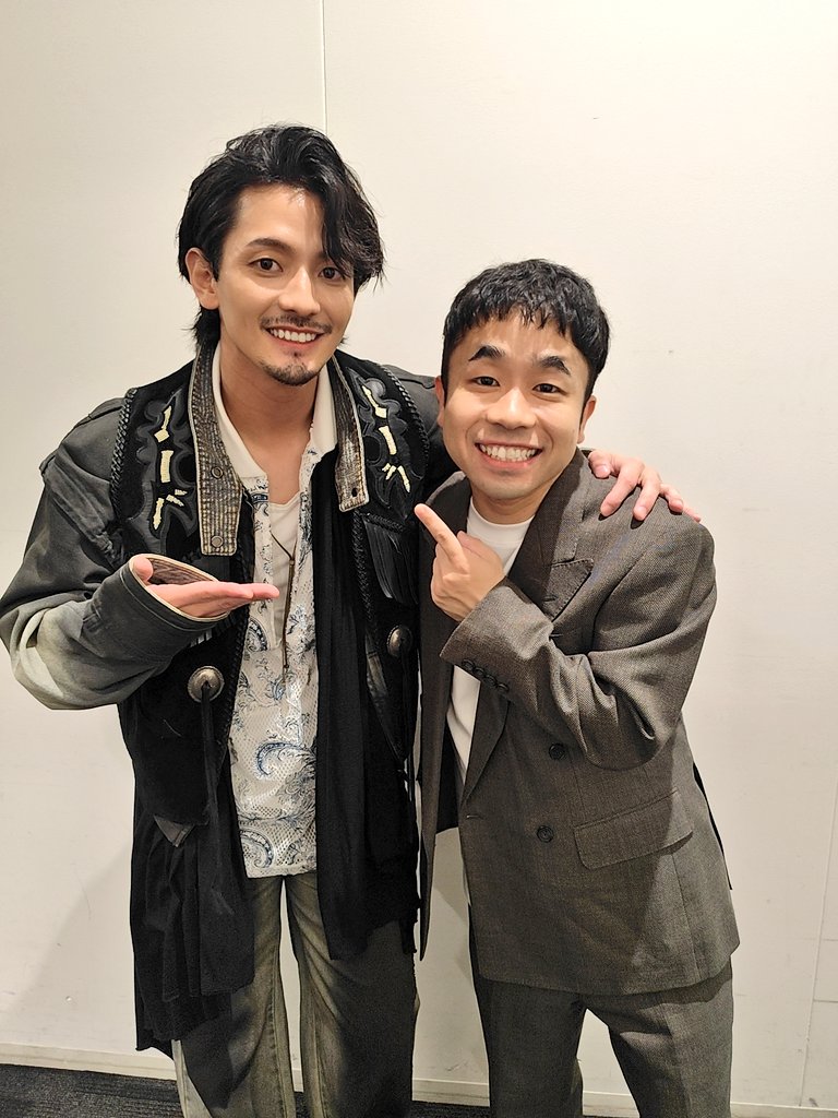 mitsuaki_h9's tweet photo. #林光哲36thバースデーイベント
in東京

ありがとうございました💨💨
あー、楽しかった🎉
こんなにも祝ってもらって、幸せな人生歩ませてもらってる😭

ゲストのともやくん、ゆうたくん
MCの樽見さん
最高に盛り上げてくれてありがとう💨

次は大阪🌟

#みんな36歳　#それ林さんに言ってんの！？ https://t.co/XtZsGPPI84