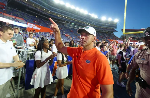 chris_hummer's tweet photo. CFB Overtime from Week 4 is live at @247Sports: 

- Jon Sumrall's made all the right moves
- It's heating up for Mike Locksley &amp; Shane Beamer
- USC has lost 7 of its last 8 against AP Top 25 teams
- Darian Mensah's historic start
- Stock 🔼
- Stock 🔽

https://t.co/6JR1K8IEd7 https://t.co/PDKezO1iXf