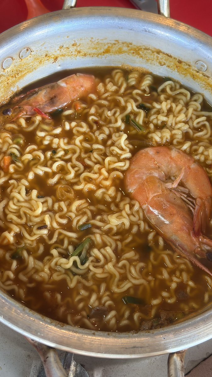May_ilgi's tweet photo. 새우 먹는 시즌 🦐🦐 https://t.co/DheKngN22Q