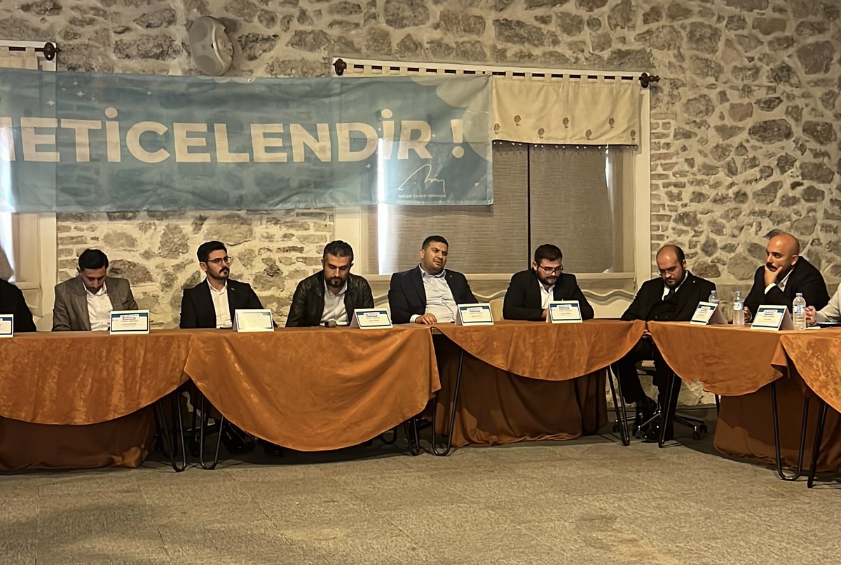 tugvaankara's tweet photo. Katılımları ve kıymetli katkıları için Sayın Erhan Sarıgöl’e teşekkür ediyoruz. https://t.co/30fn6fcbYs