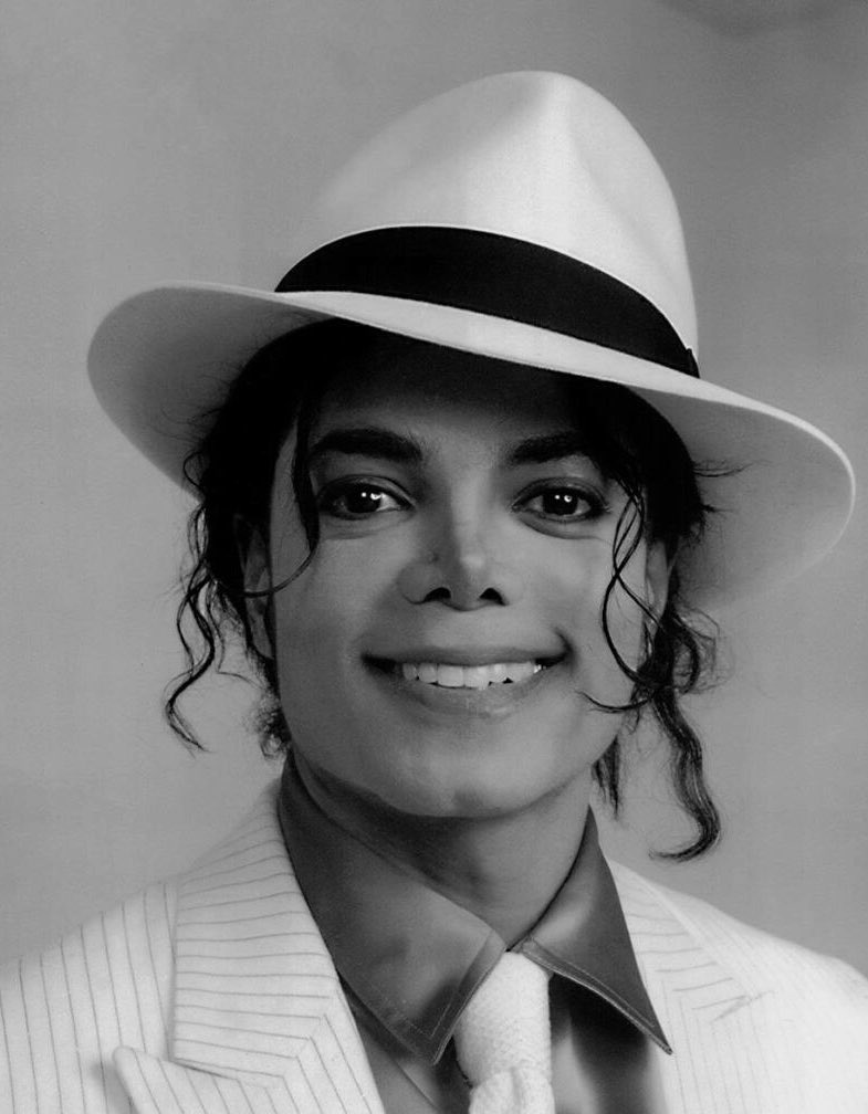 ItsNicoleJade's tweet photo. @mjseyebrows My all time favourite! https://t.co/LKJKab39JS