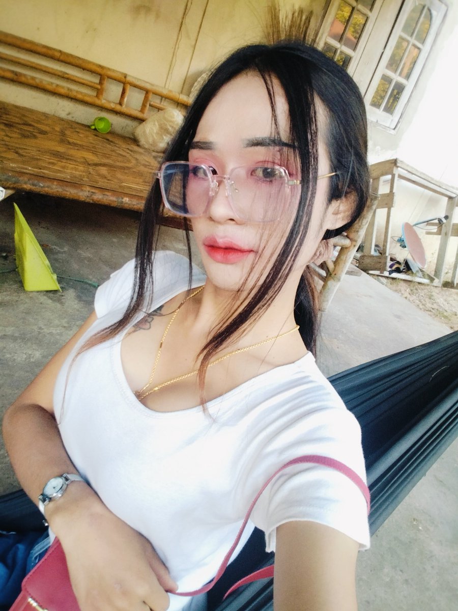 Goya29071998's tweet photo. เหงา อยากพบเจออะไรใหม่ๆ ให้มาหาเรานะ 😋💕💞💓😘🥰🫣🤗 #บ้านกรวด https://t.co/HH7jnBdFHl