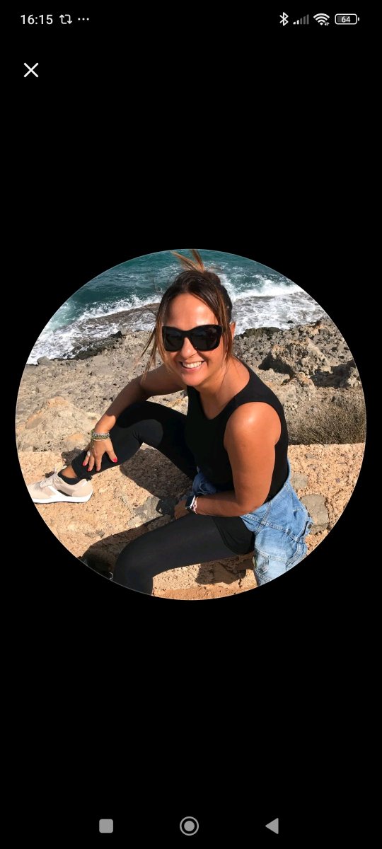 veganibalecter's tweet photo. Hola Cris. No tengo repercusión en tiktok pero sí en Twitter. Quiero que todo el mundo vea tu cara y que sepas que defiendes que ser racista está bien https://t.co/VCeZ9gsYpq