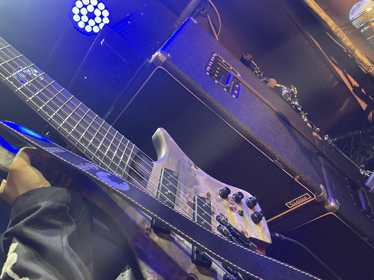 Hina_Remaker's tweet photo. バンドリに影響されて、
人生初ライブをさせて頂きました！
バンドって、ライブって最高ですね！！！ https://t.co/76w41toEEU