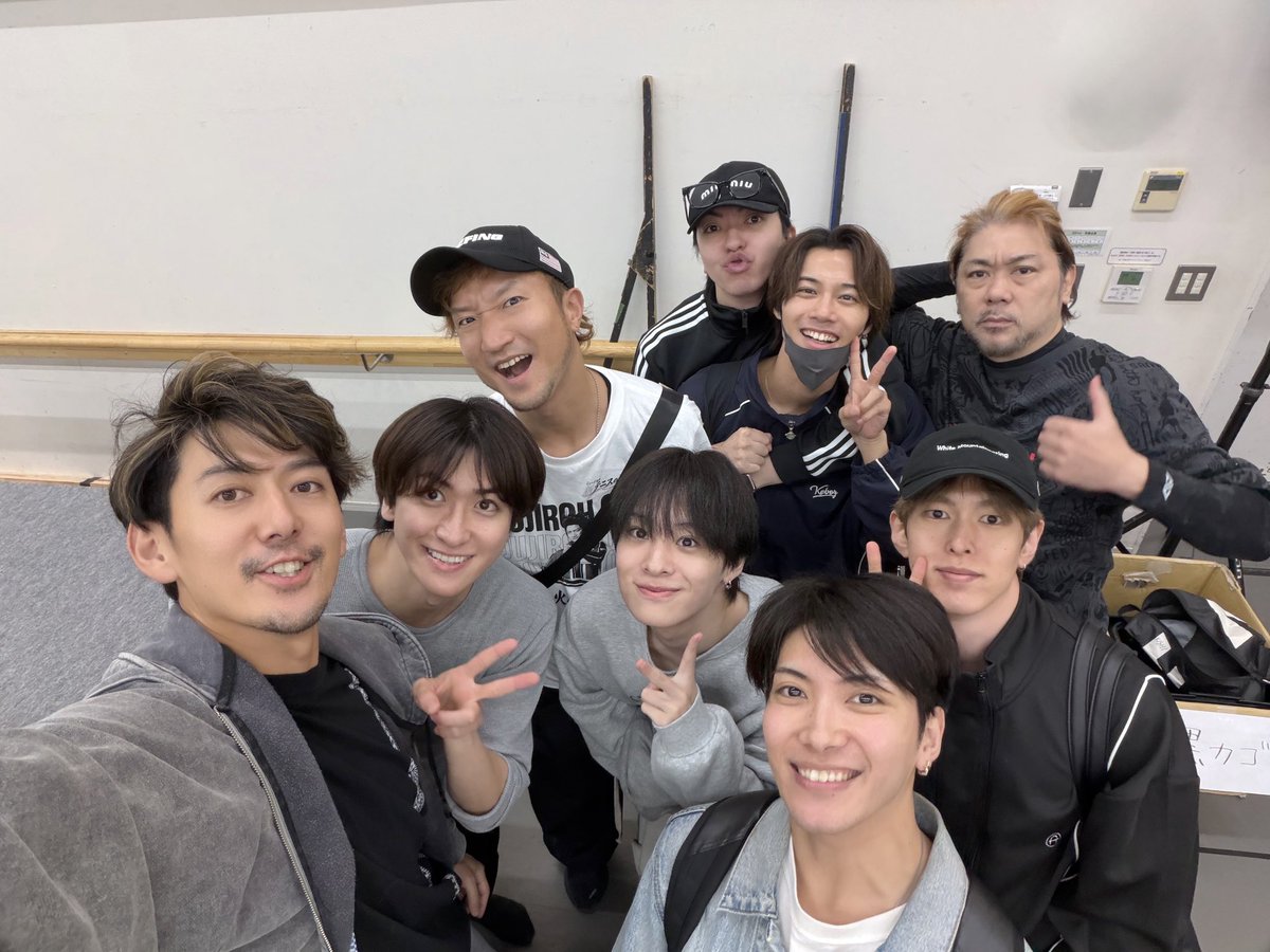 takashi__0128's tweet photo. ミュージカル『新テニスの王子様』The Final Stage稽古全て終わりました🎾
ミュージカル新テニスの王子様シリーズ最後の稽古。
これから最後の〜が続いていくんだろうな。楽しみにしてくださっているお客様のためにまだまだ上げていきます🐦‍🔥
#新テニミュ
#ファイステ https://t.co/URH2KQReLQ