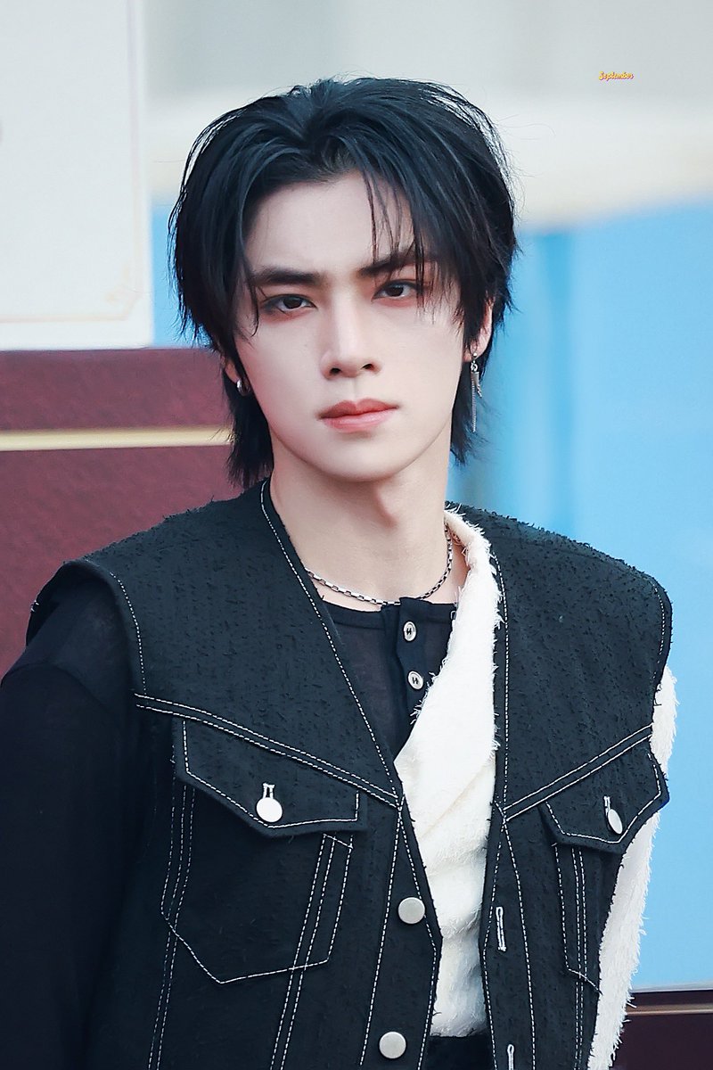 cesralkkk's tweet photo. 20260925 BAZAAR GALA

#샤오쥔 #肖俊 #XIAOJUN #威神V #WayV https://t.co/VzYuLDOKWJ