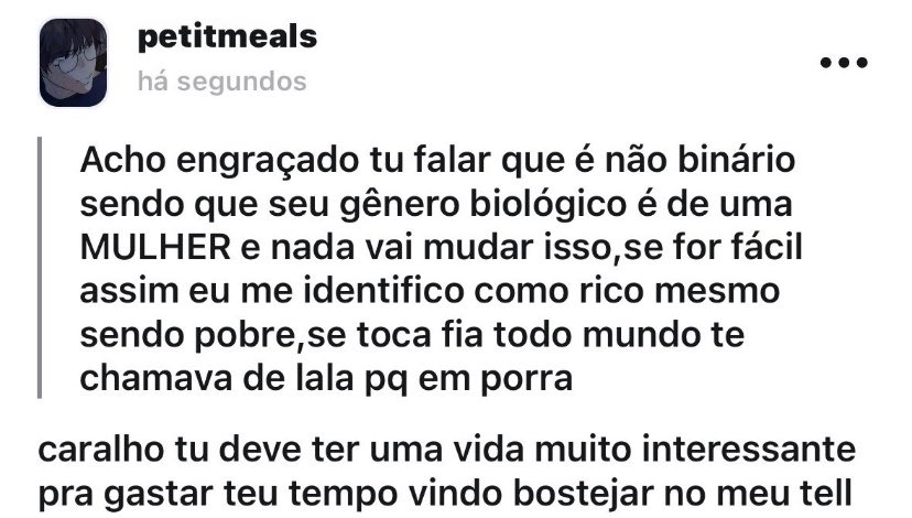 boutiquekcal's tweet photo. não gente mas o dario resumindo as coisas q ele mandou pro cai em anônima como “horrendas” e que se desculpou tipo meu amor vc cometeu CRIMES isso é TRANSFOBIA nua e crua da forma mais covarde possível está além de horrendo é CRIMINOSO

tem q quita esse filhote de cruz credo q+ https://t.co/RZ784MSrYE