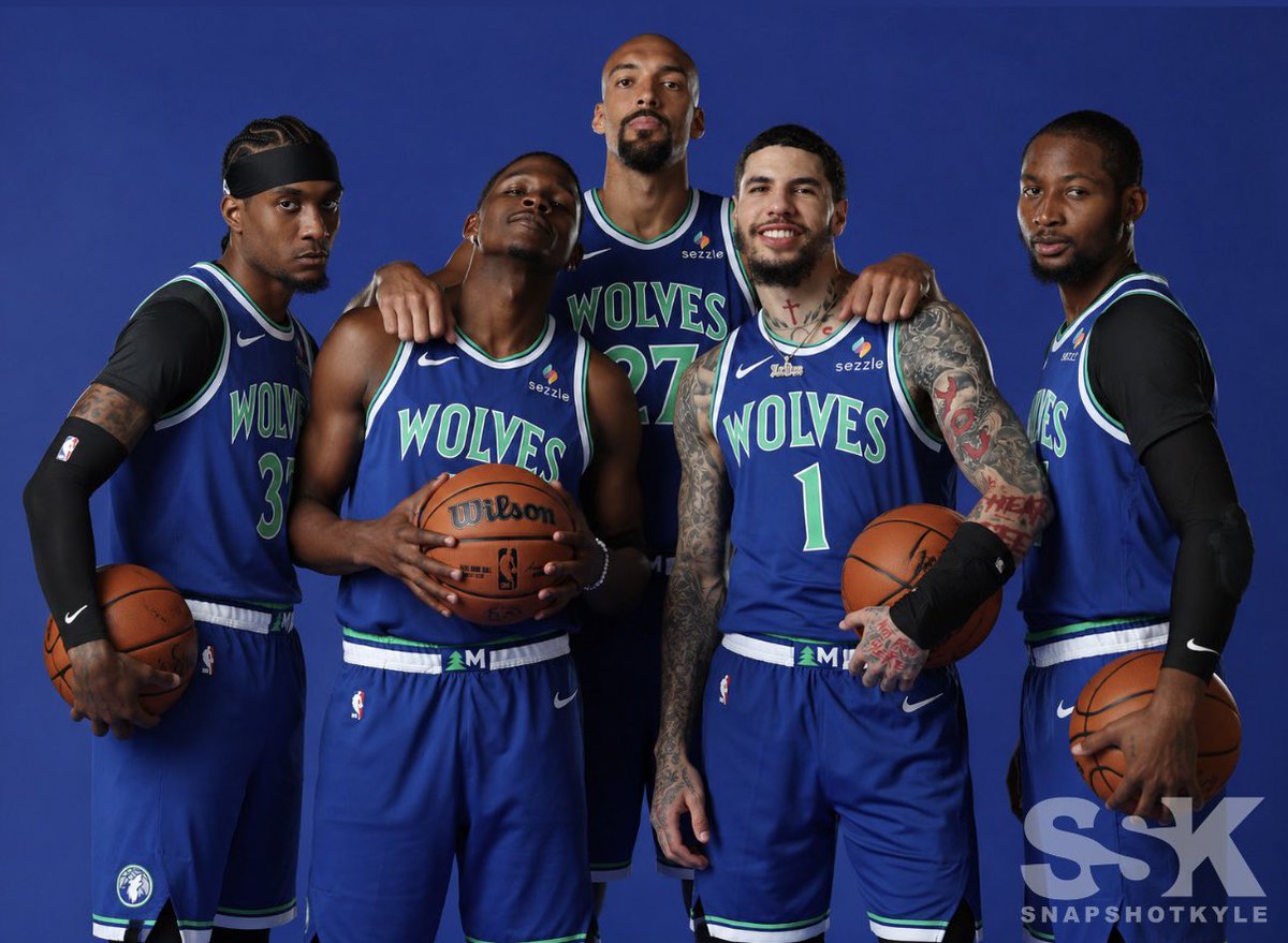 SnapshotKyle's tweet photo. The Minnesota Timberwolves have the best starting 5 in the league and it’s not even close 🤞🏾

PG - LaMelo Ball (6’7”)
SG - Anthony Edwards (6’4”)
SF - Jonathan Kuminga (6’7”)
PF - Jaden McDaniels (6’9”)
C - Rudy Gobert (7’1”) https://t.co/uSObDqxrnG