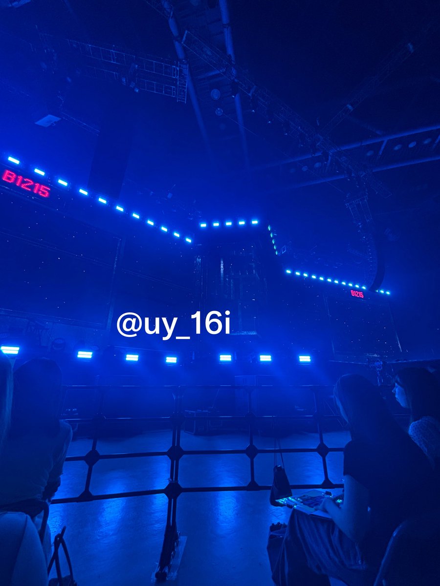 uy_16i's tweet photo. 長野1日目⭐️🐶
ブン×3生で聴けたのほんと幸せすぎたし、席も神席すぎて、ずっと近くでみんなが踊ってるの見れてとっても幸せな時間でした( ･-･̥ )
メント中にジェヒョンさんにネームボード指して見せて小さく手振ったら 「うんうん」☺️ってしてくれて…T꒳T🩵🎵
ちょー楽しい1日でした👍🏻➰🎀 https://t.co/QvlmgBPHdU