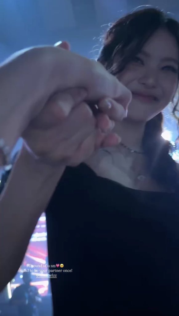 heyiammuay's tweet photo. พี่มิ้นในมุมมองของน้องเอิน รักกันมากเลยหนิ o̴̶̷᷄  ̫ o̴̶̷̥᷅ https://t.co/I009rTLUtT