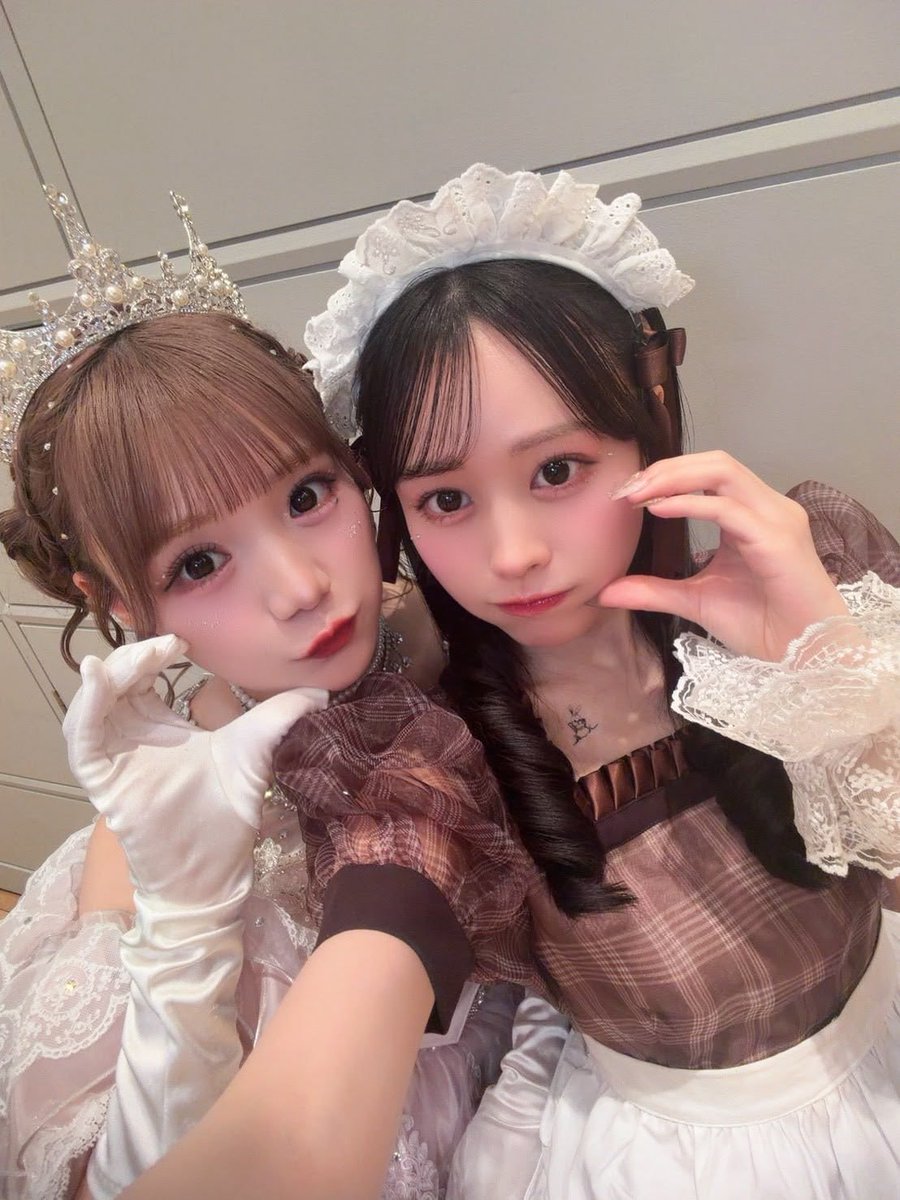 fz_ct_06's tweet photo. new🏷

06/🚹/茨城

FZ  仲川瑠夏💜
CT  南なつ🧡
CS  古澤里紗💛、佐野愛花❤️

カワラボ全体好きなので、たくさんの方と仲良くなりたいです！

♡でお迎え行きます！

#ふるっぱーと繋がりたい
#あめちゃんと繋がりたい
#きゅーてすとと繋がりたい
#カワラボ好きな人と繋がりたい https://t.co/lJ0ejsfC7c
