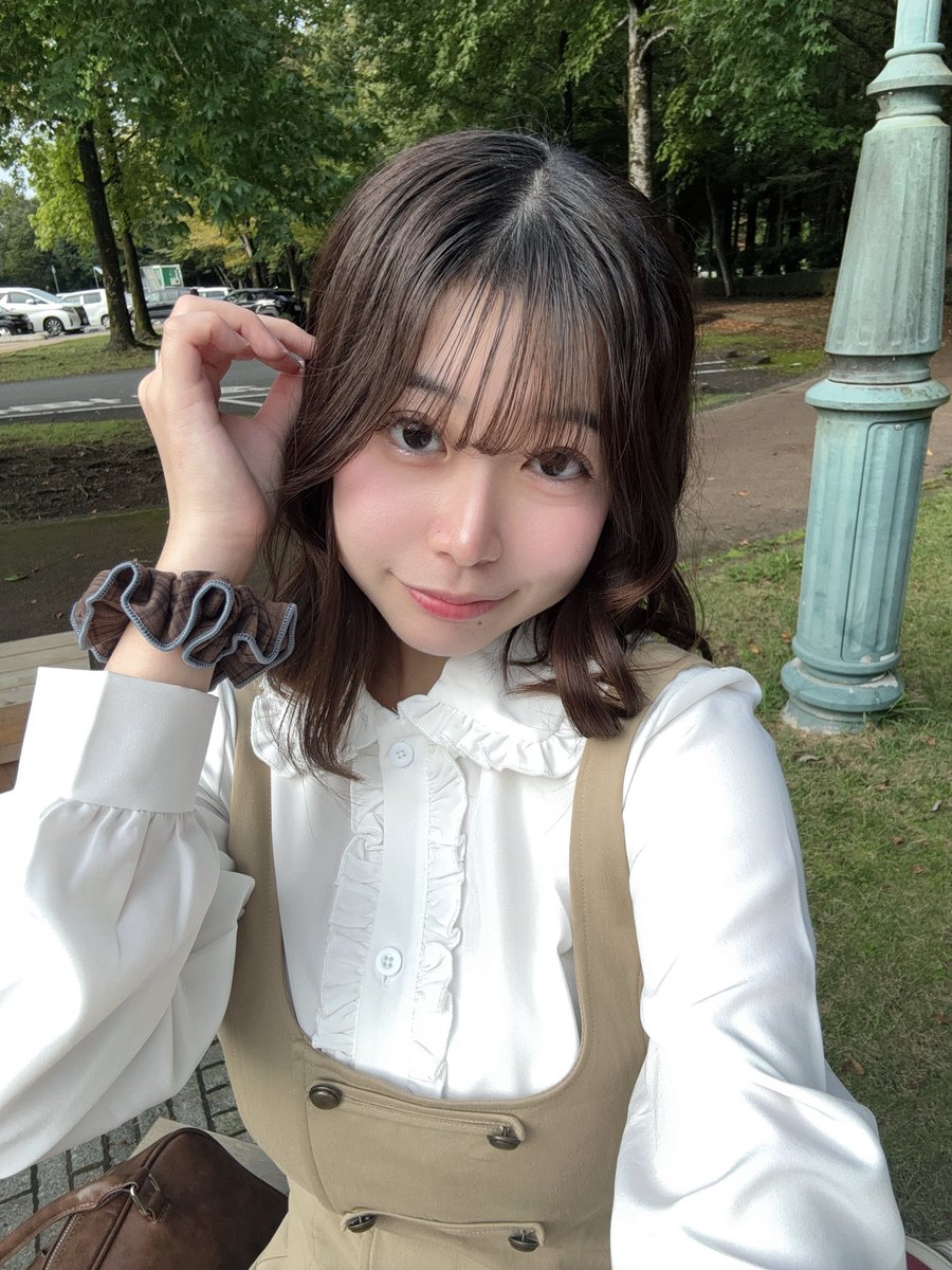 nanami_vivi's tweet photo. 友達と夏休みラストに旅行だよ〜🎶今日の顔 https://t.co/VOcD78Ytp7
