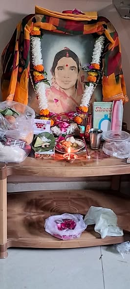 updramlal's tweet photo. स्व०भ्राताश्री-कोटिश: नमन . दायें, स्व० अर्धाग्नि- पितृपक्ष पर विशेष-इस साल पितृपक्ष 27 सितम्बर 2026 से शुरू होकर 10 अक्टूबर 2026 (सर्वपितृ अमावस्या) तक चलेगा।
https://t.co/dakwTvklXZ https://t.co/NCTmIw8QOj
