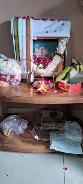 updramlal's tweet photo. स्व०भ्राताश्री-कोटिश: नमन . दायें, स्व० अर्धाग्नि- पितृपक्ष पर विशेष-इस साल पितृपक्ष 27 सितम्बर 2026 से शुरू होकर 10 अक्टूबर 2026 (सर्वपितृ अमावस्या) तक चलेगा।
https://t.co/dakwTvklXZ https://t.co/NCTmIw8QOj