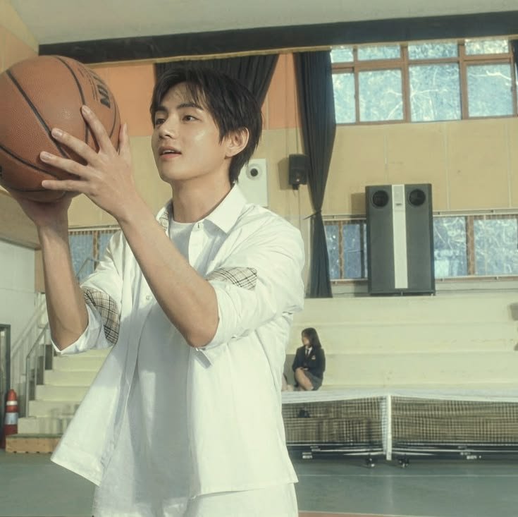 rkiveofvante's tweet photo. I have the fattest crush on this taehyung https://t.co/EHx7IeP0uM