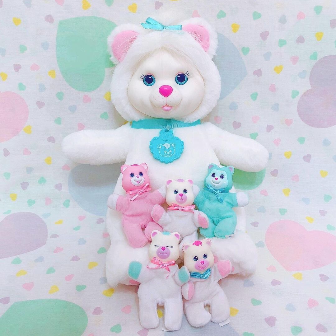 confettifilly's tweet photo. literally The First thing I’ll buy onma Birthday. soNostalgic and creepy And cuuuttteeee ◟( ˃̶͈◡ ˂̶͈ )◞ https://t.co/JDVOwr6QVm