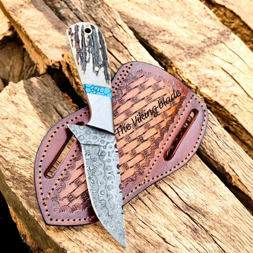 thevikingblade's tweet photo. A handcrafted cowboy knife featuring a 3.6" Raindrop Damascus blade, genuine antler handle, and turquoise detail. A distinctive blend of traditional craftsmanship and Western style.
https://t.co/uRVLkThgZQ
#CowboyKnife #DamascusKnife #HandmadeKnife #WesternStyle #TheVikingBlade https://t.co/hkjAZlMT2r