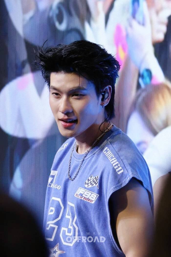ThewayOffroad's tweet photo. ✨ วันนี้ต้องขอขอบคุณทางงาน #MITRTIMEVol3 ที่ให้เกียรติเชิญ #ออฟโรด มาร่วมมอบโชว์สุดพิเศษ และความสนุกให้กับทุกๆ คนในงานวันนี้ด้วยนะคะ 🙇🏻‍♀️🙏🏻

MITRTIMEVol3 x OFFROAD
#ออฟโรดมิตรTimeที่มิตรทาวน์

🚗 ขอบคุณแฟนๆ ทุกคนที่มาร่วมส่งกำลังใจให้ทั้งทีมหน้างานและทีมหน้าจอเลยนะคับ 🥰🤍

#มิตรTimeที่มิตรทาวน์
#AmarinTV #AmarinTVOnline
#SamyanMitrtown

#offroadKTP #ThewayOffroad