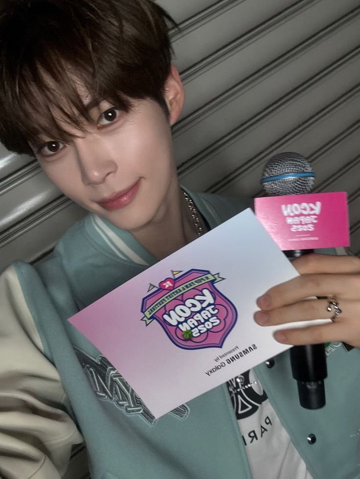 kilaubiru's tweet photo. ㅤ
ㅤㅤ💜【 #WE4EVER 】

𝅘𝅥𝅯 Be On Stage, summer heat at Tottei Park, Japan! It was a success. Thank you for trusting me to be the MC had me geekin'—straight up blessed. Shoutout to the whole crew, my manager, the guest star, the crowd, and my fans. Y'all really the goats!
ㅤ https://t.co/qzoQcPIMMS