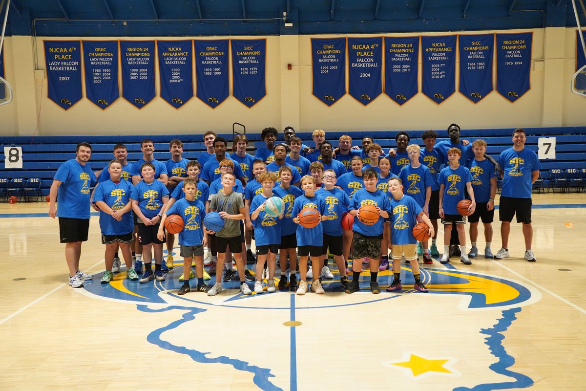 SIC_MBB's tweet photo. 2026 Basketball Camps 📸

Our SIC Men’s Basketball Skills and Elite Camps welcomed more than 60 campers from across southern Illinois, Kentucky, Indiana, and Tennessee. Thank you to every camper and family who joined us, and to our players and staff for making it a great day on the court! 🦅

#GoFalcons | #SICBasketball