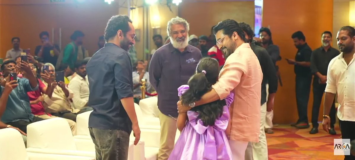 CineWorldX's tweet photo. A star-studded frame from the #DontTroubleTheTrouble Chennai pre-release event! ❤️‍🔥

#Suriya, #SSRajamouli &amp; #FahadhFaasil together for a memorable moment! https://t.co/j66CGZUxYV