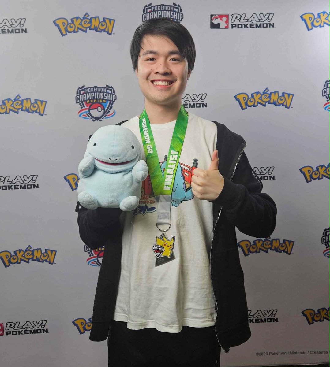 jumothyy's tweet photo. Thrilled with 2nd at Brisbane 2027🥈🔥 

Teamsheet blunder made my Quagsire, running Mud Bomb  (didn't click until grand finals 😭). Lineup was great otherwise.

Congrats to @RicFlareon, a finals matchup I've been chasing since witnessing my first regional finals in Sydney 2023 https://t.co/MVc0uk2qsa