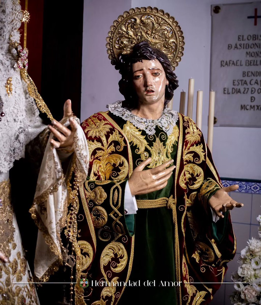 mabernalsanchez's tweet photo. El San Juan de la hermandad del Amor de Jerez es un mundo. https://t.co/HeyUlVhgZm