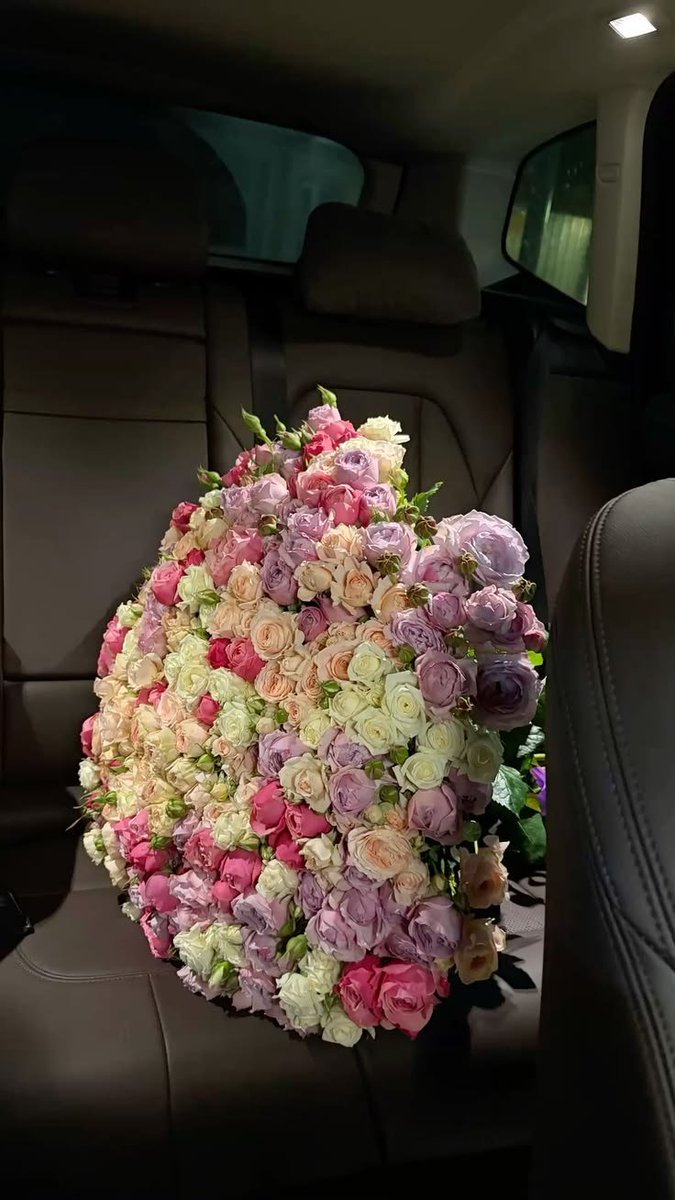 Flowersidmb's tweet photo. https://t.co/jpsTcrvExD
