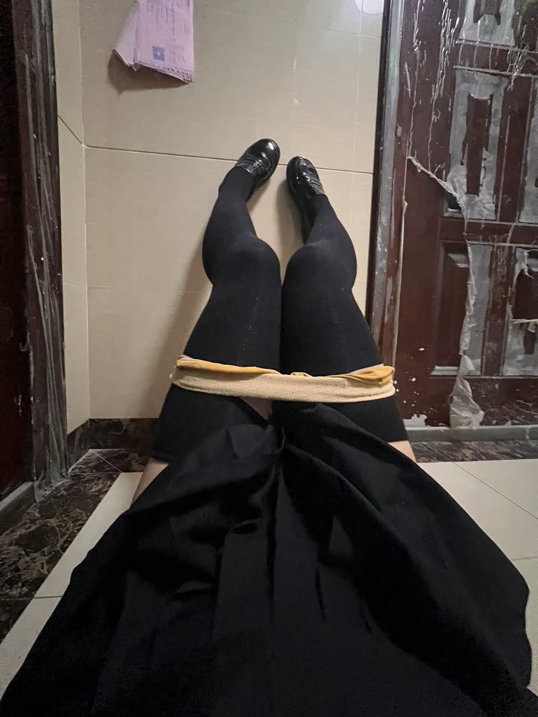 GshOn58447's tweet photo. #露出 #母狗 #伪娘 #男娘 在邻居家门口发情了要是被抓到应该会很惨吧🥺 https://t.co/ADE174XyqA