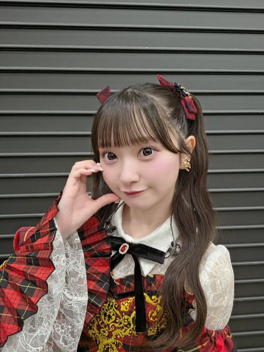 sorara_akb48's tweet photo. 推しが「好きish」コンサート💜🩷
ありがとうございました！！

そして！！
15位本当にありがとうございます😭💗
私の夢を叶えてくれてありがとう！！
私もみんなのこと笑顔にできるように、支えられるようにこれからも頑張るね❤‍🔥

これからも私の側にいて( * ॑꒳ ॑*)♡

#AKBサンコンコン https://t.co/s4vvozOofg