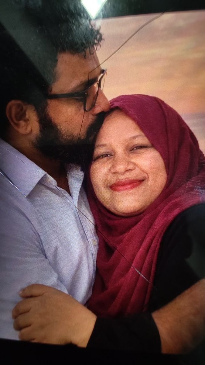 HKurusee's tweet photo. Husband and brother of Yamna, Deputy CEO of MPL, Lammaan (former MACL and Fenaka thief and the one who stole millions from @musthonomics and Channel 13) is fucking Hithadhu Port Limited staff Manaarath. He’s always going to Addu to have sex with her. She’s getting a promotion. https://t.co/829FSgCtdX