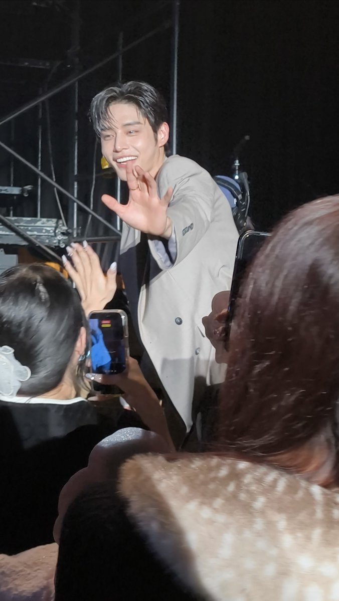 _yu_uyni's tweet photo. 2026 Kim Jiwoong Fan meeting
[TAKE 1 : Unique Story] in Osaka

せっかくの大阪だし、と思って参加したペンミだったけど、お誕生日おめでとうって言ってもらえて嬉しかった՞߹ - ߹՞💖️

楽しかった〜(ˆ꜆ . ̫ . ).ᐟ.ᐟ💮

 #김지웅 #KIMJIWOONG #제로베이스원 #ZEROBASEONE #ZB1 #キムジウン https://t.co/BaUVLABdyf