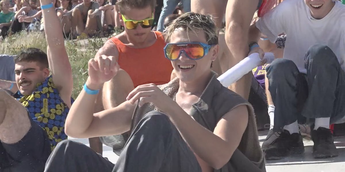 kotatweets's tweet photo. South Dakota Mines celebrates Rocker Days with annual M Hill hike and hillside slide https://t.co/t5jsxOWlL0