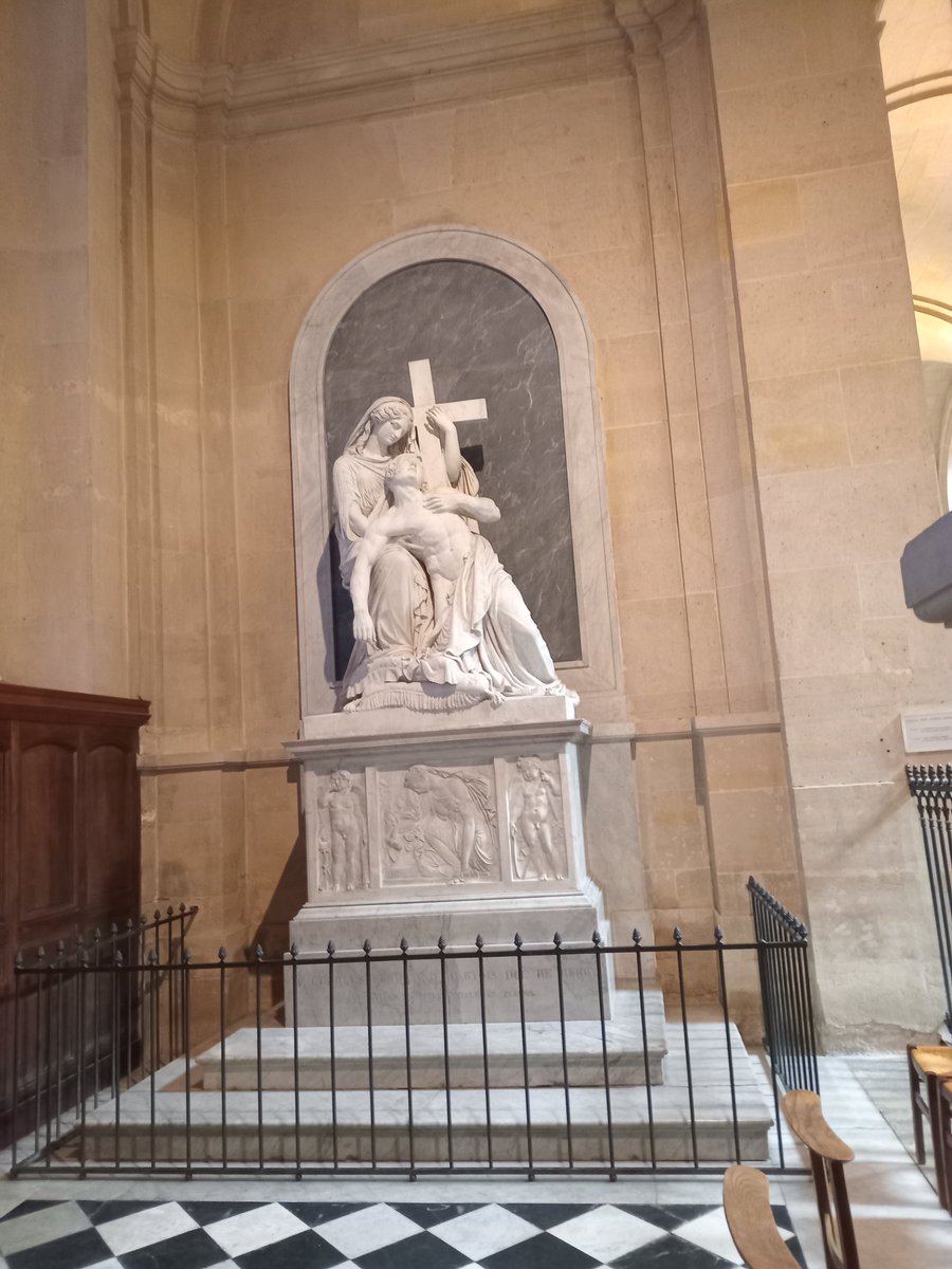 TracyJa10846459's tweet photo. St Louis, Versailles
#France #Normandy #Catholic https://t.co/gpEFC1400l