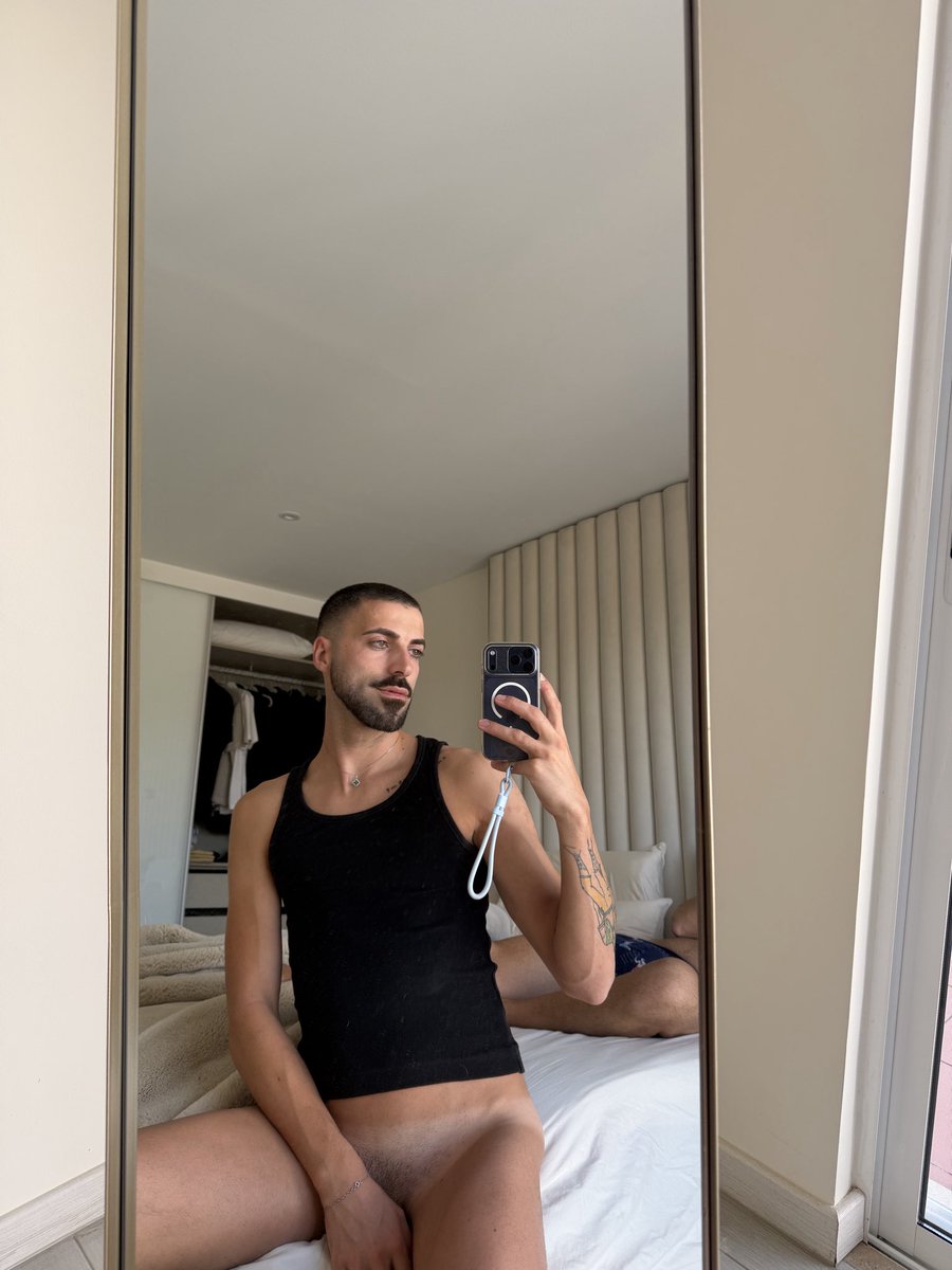 Gucca19's tweet photo. O Domingo do Algarve tem algo de diferente 🔥

@TugaHorny @boysobremesa @_porn_gay_23 @FapHouseGay https://t.co/bypvKRr73j