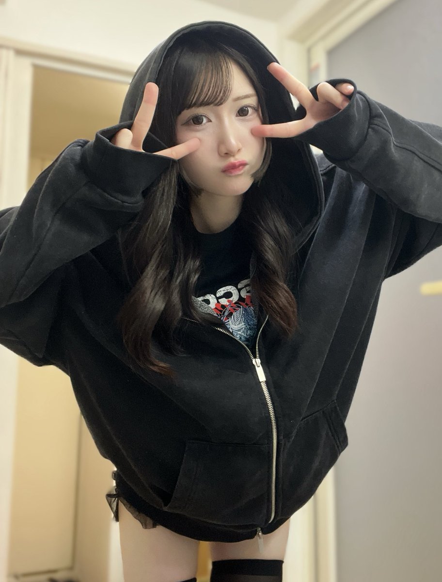 elanahccab_'s tweet photo. 涼しくなってきてるんるんなういさん https://t.co/HRFM7mQkw0