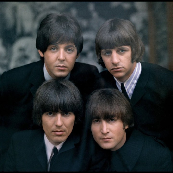 PopMedia_1's tweet photo. Top 15 most famous male artists of all time (pure recognition worldwide):

1 Michael Jackson 
2 Elvis Presley 
3 The Beatles 
4 Bob Marley 
5 Elton John 
6 Justin Bieber 
7 Eminem 
8 Prince 
9 Coldplay 
10 Kanye West 
11 Drake 
12 Ed Sheeran 
13 BTS
14 Jay -Z
15 Chris Brown https://t.co/OHpGqdbW6a