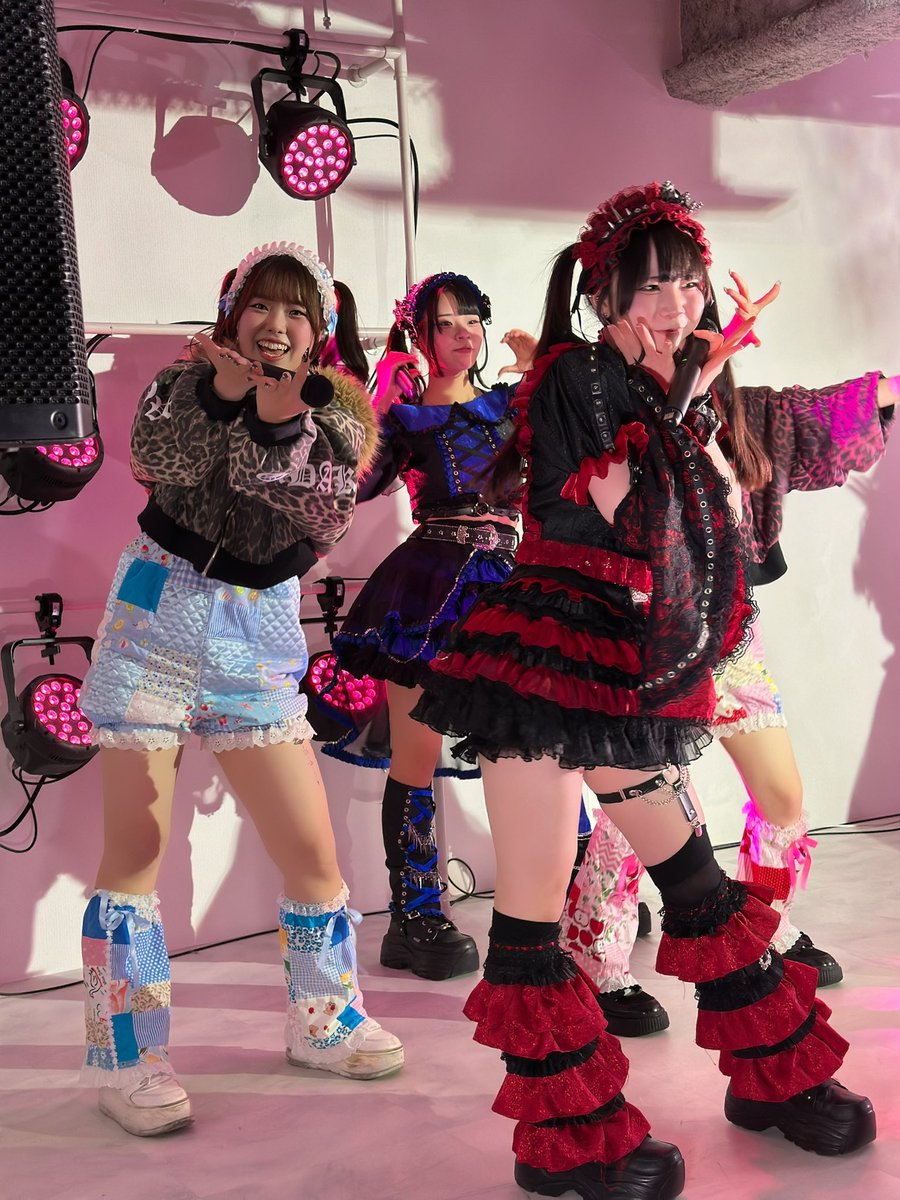 mesu0007's tweet photo. 09.27

さらんちゃん @swfr_saran 

🩵🖤

#すいーとふりる https://t.co/BQBO9ePQtE