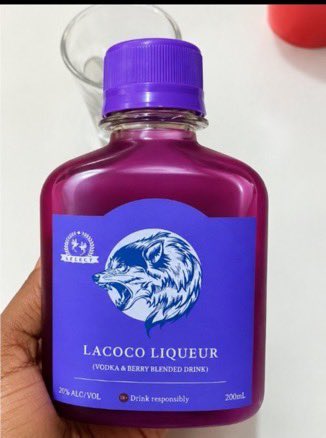 lati_inlagos's tweet photo. Girl that drinks lacoco🚩🚩🚩🚩🚩 https://t.co/Qo7V69l6AJ