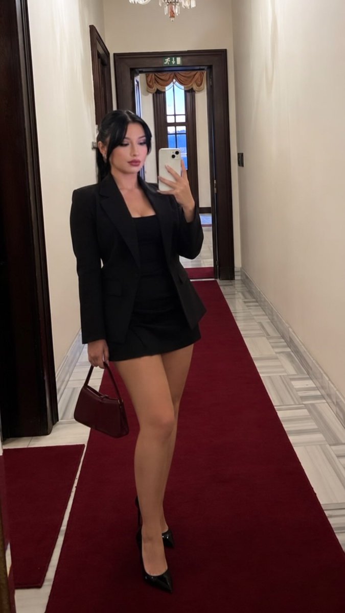manisaceydagok's tweet photo. O bakışlarını üzerimden çekme  😍
#manisa #yunusemre #manisabayan https://t.co/MaSTtRG76Q