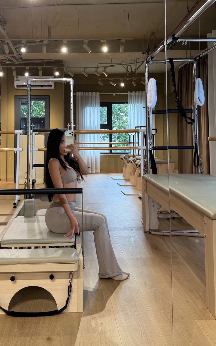 Tenggdam's tweet photo. anh nào muốn quan hệ với gái gym k https://t.co/3fVCOduFtd