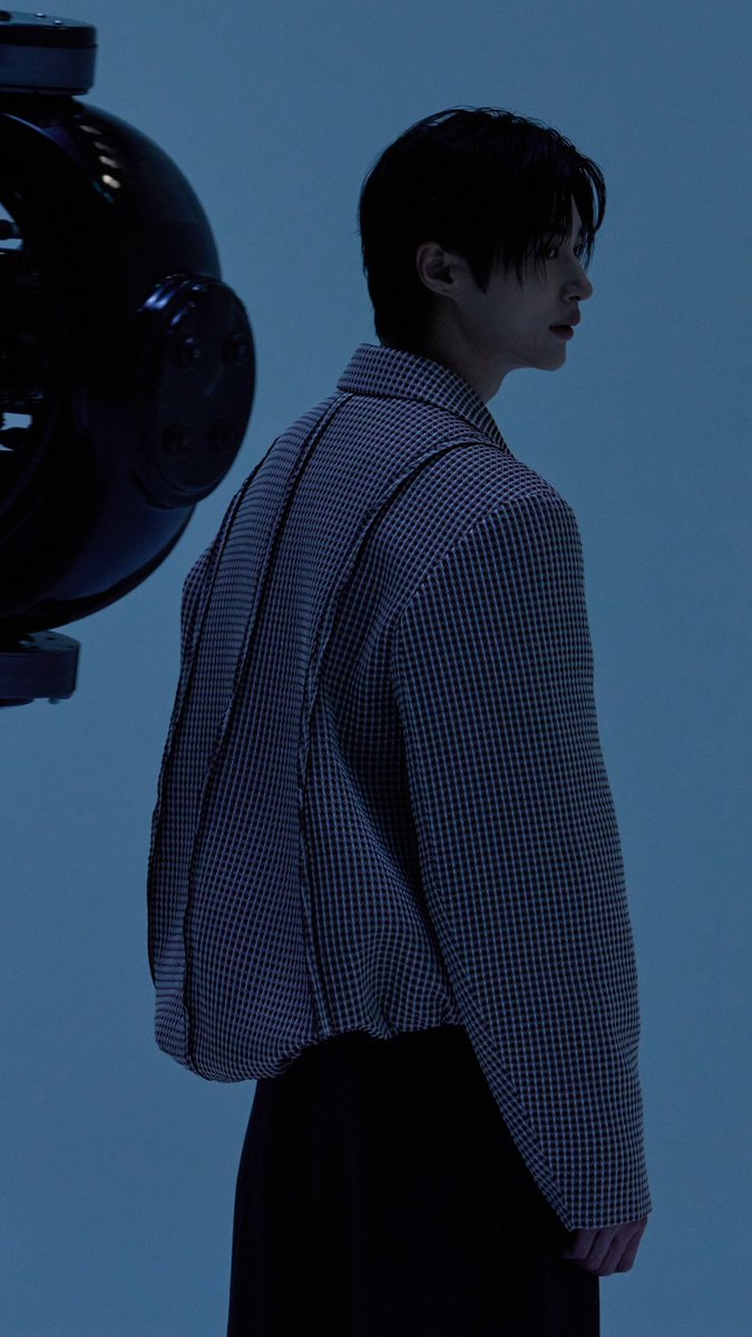 woonair's tweet photo. 260927 아더에러 관계자분 인스스 #변우석 [1] https://t.co/LtdDtRIpFZ